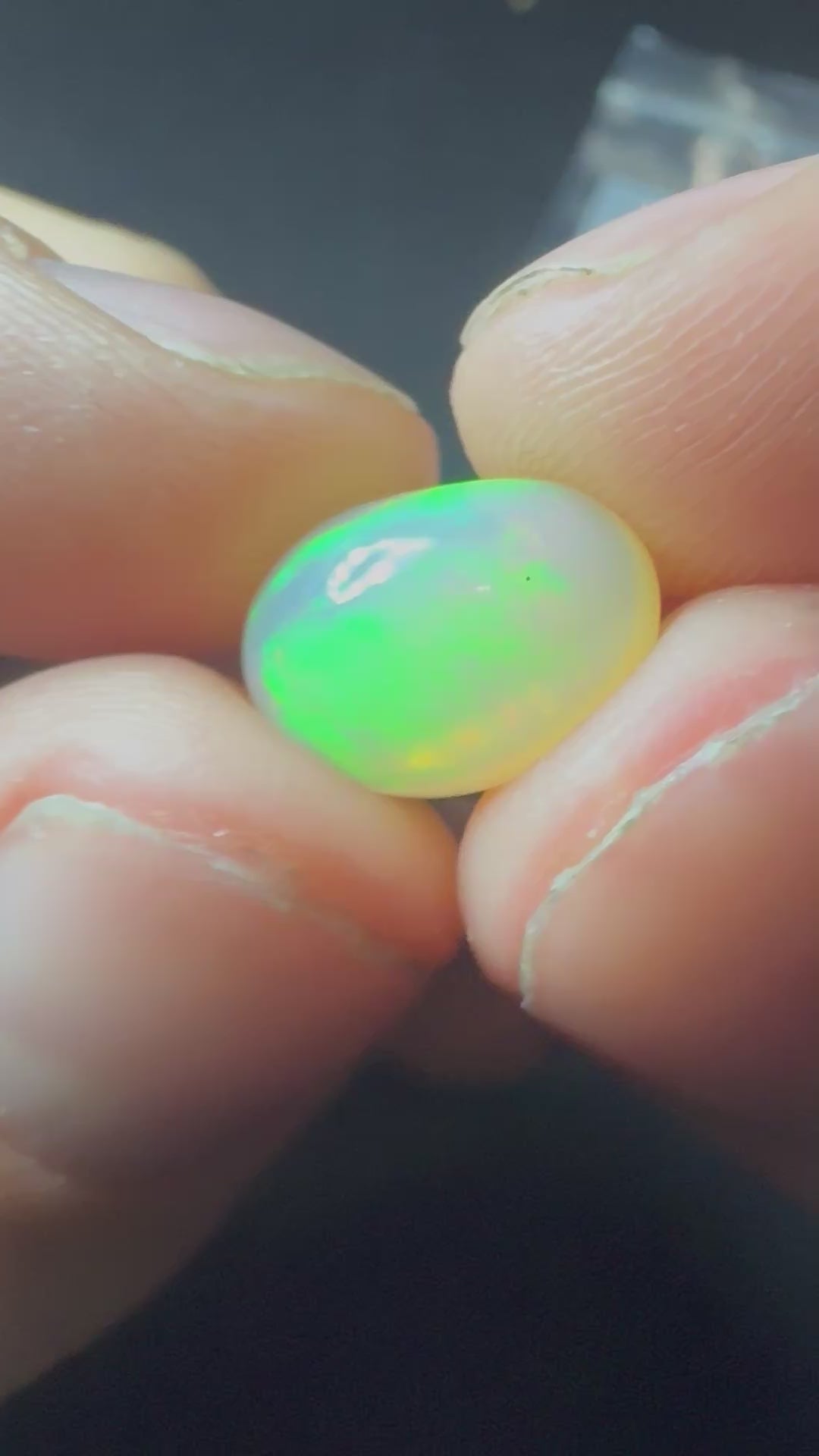 4.55 CTS EXTRAORDINARY FLASHES